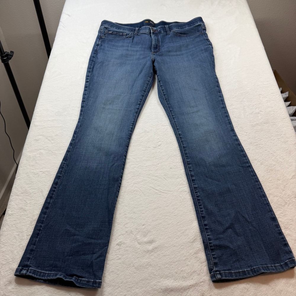 Lee Bootcut Jeans Womens 18 Long Blue Good Flex Motion Mid Rise 103408964